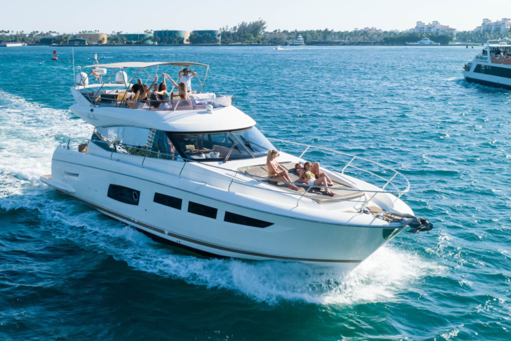 60′ Prestige Yacht Charter Miami Bayside Marina